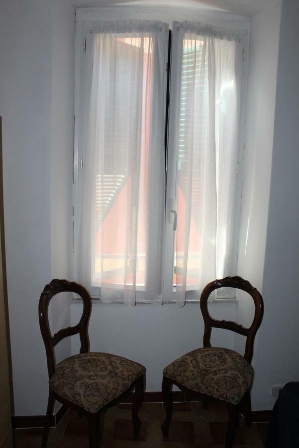 蒙特罗索阿尔马雷Carugio Santacroce Aptm公寓 外观 照片